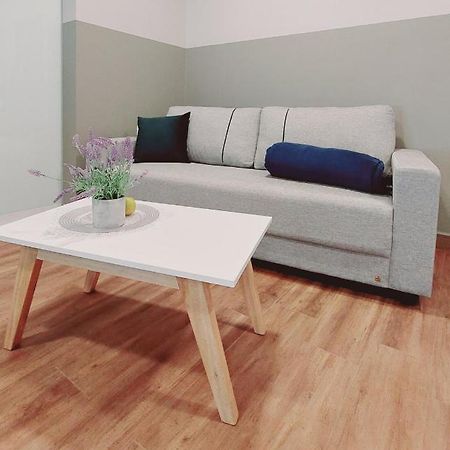 Casa De Huespedes Mariposa En Manantial Countryclub Apartment Hohenau ภายนอก รูปภาพ